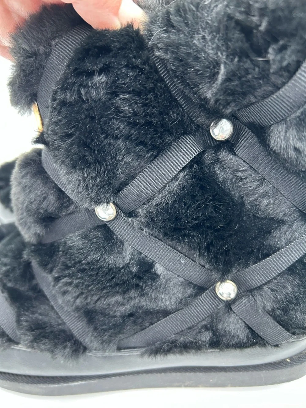 Juicy Couture Black Knockout Faux Fur Crystal Trim Winter Boots 8